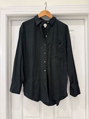 Target Classic Black Button-Up Shirt